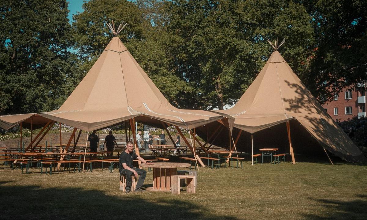 Event tent structures